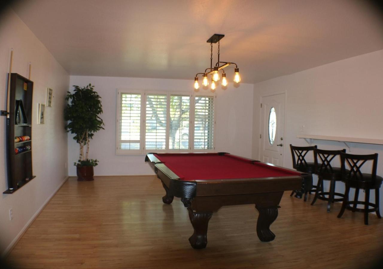 Tempe Escape With Heated Pool, Billiards & Firepit Fun Villa Dış mekan fotoğraf